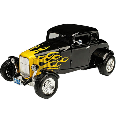 Daniel Steiger 1932 Ford Coupe - Black & Yellow Flames